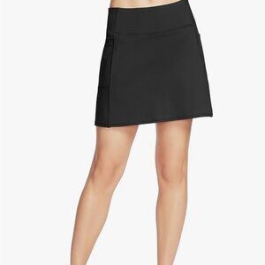 Skechers Black Go Walk Skort with 2 front pockets